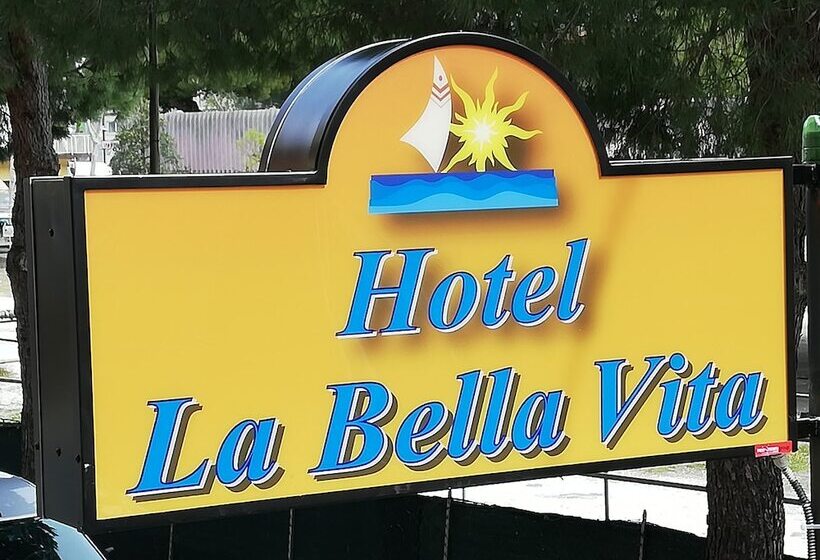 여관 La Bella Vita