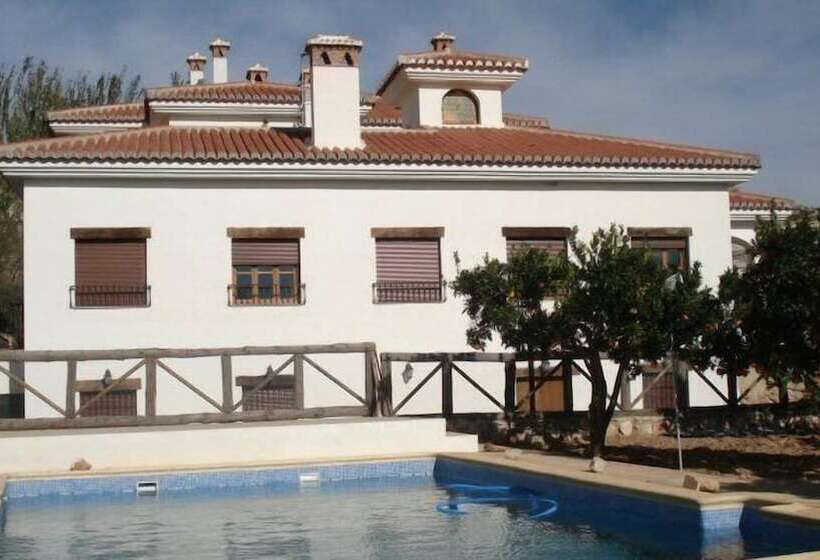 簡易ホテル Las Albercas De Cónchar