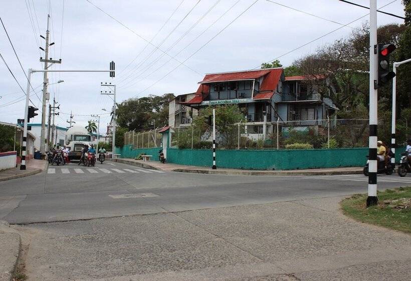 Хостел Posada Nativa Miss Trinie