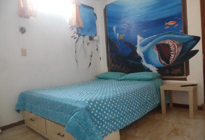 Hostel Yakumama Paracas