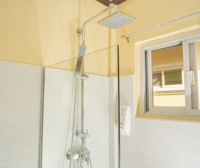 هتل Alona Austria Resort