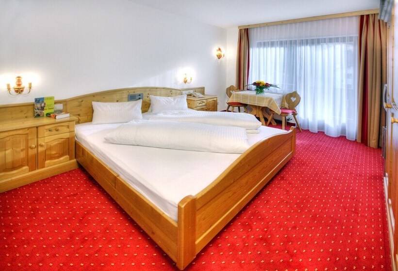 هتل Appartement Similaun