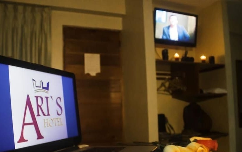 هتل Aris Ii