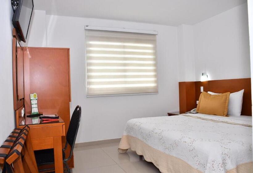 هتل B`quin Plaza Cúcuta