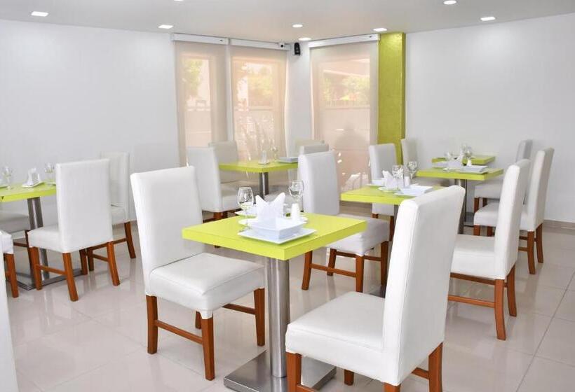 هتل B`quin Plaza Cúcuta