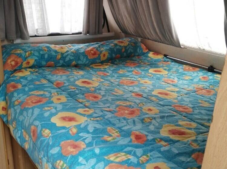 فندق Camping Almocita