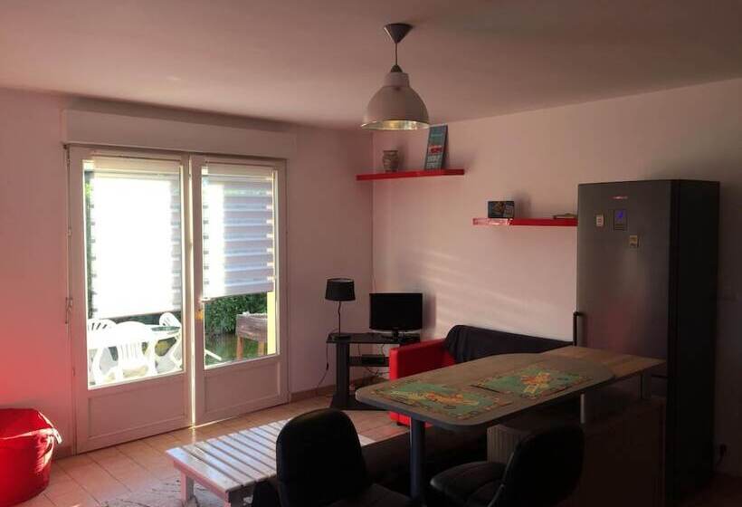 فندق Camping Des Platanes