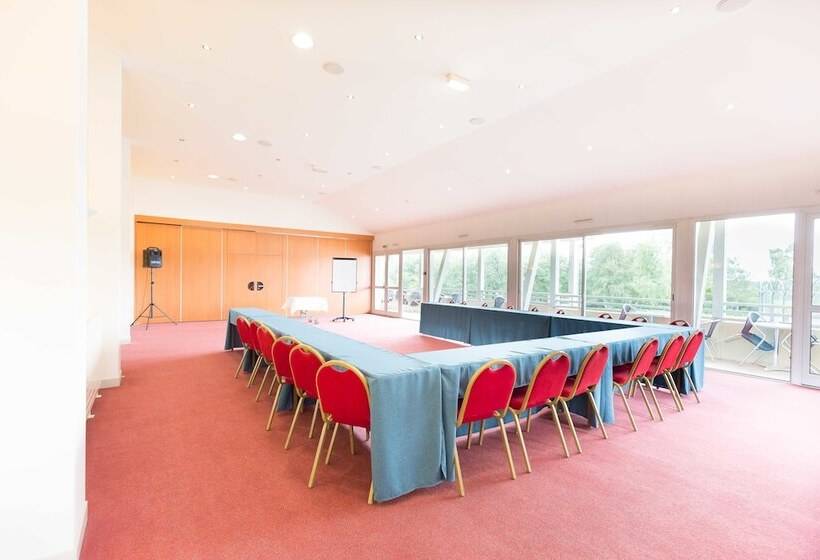 Отель Du Casino De Capvern