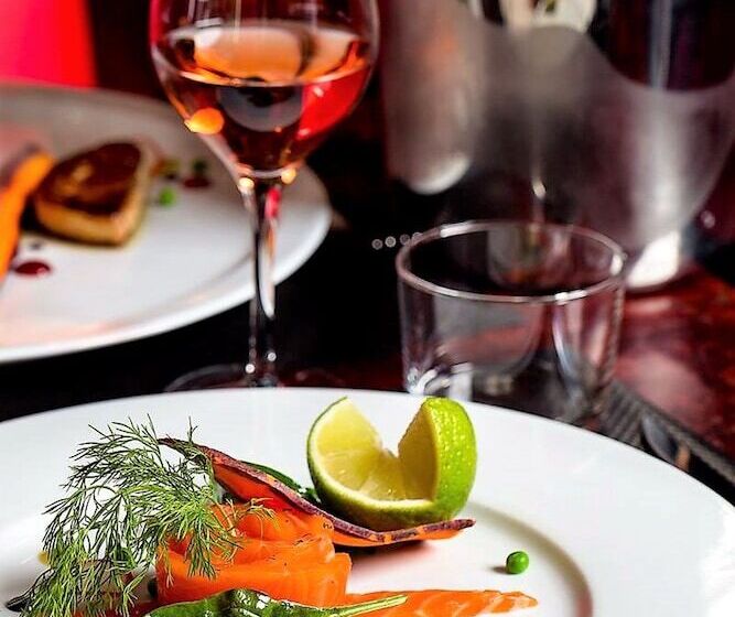 Отель Du Casino De Capvern