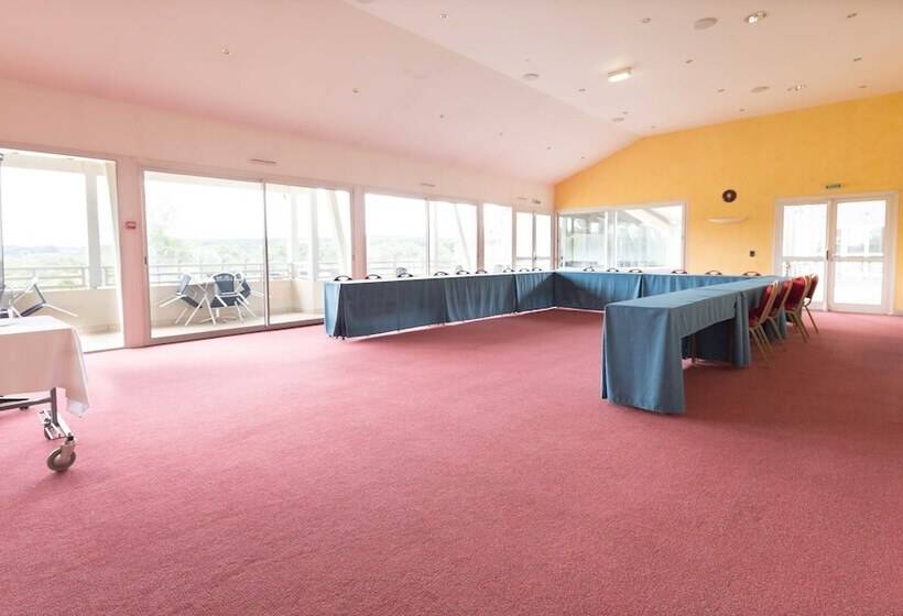 Отель Du Casino De Capvern