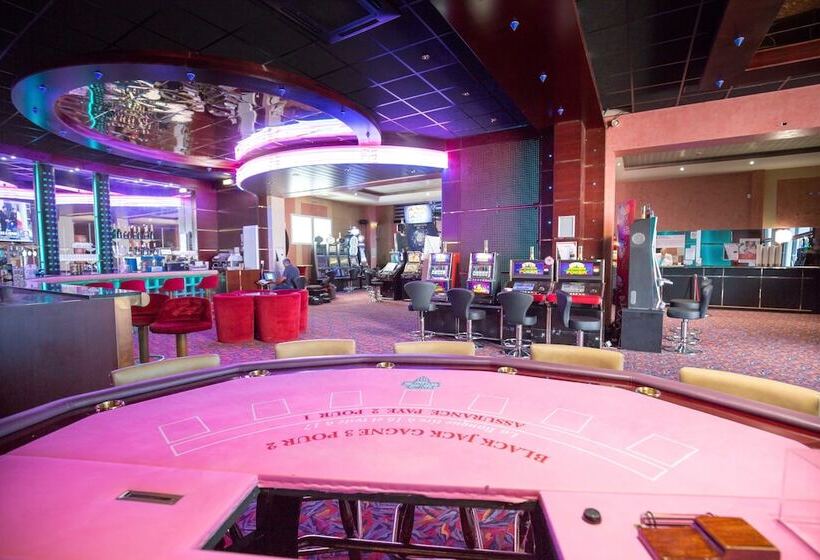 Отель Du Casino De Capvern