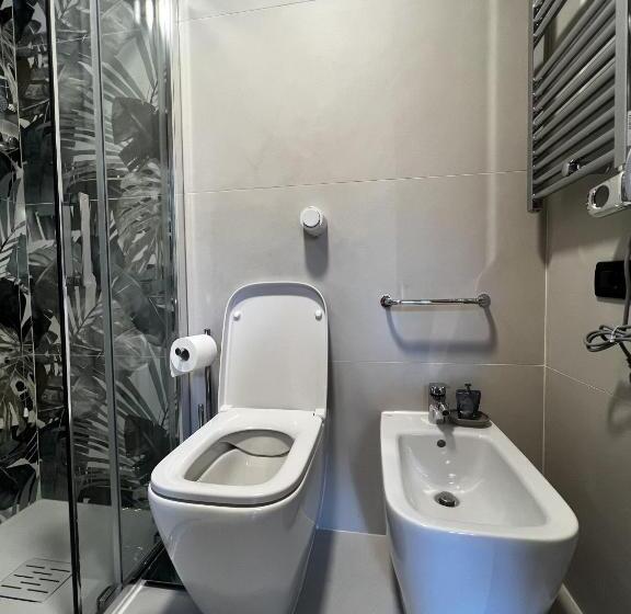 هتل Genova Liberty