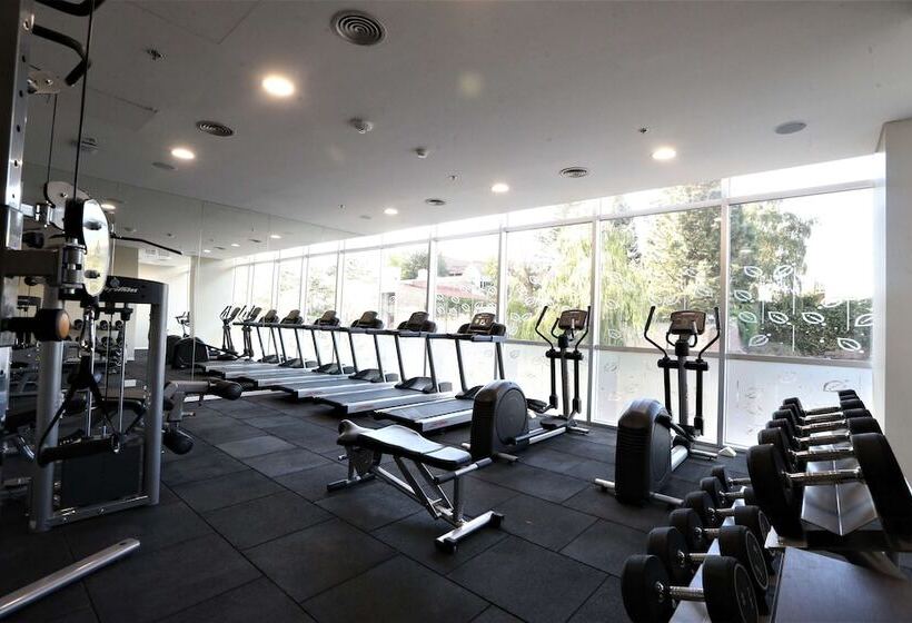 호텔 Hilton Garden Inn Neuquen