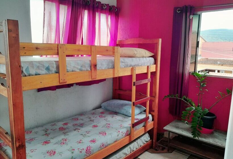 Отель Hostel Canto Da Praia São Sebastião   Próximo Ao Enrocamento Caraguatatuba
