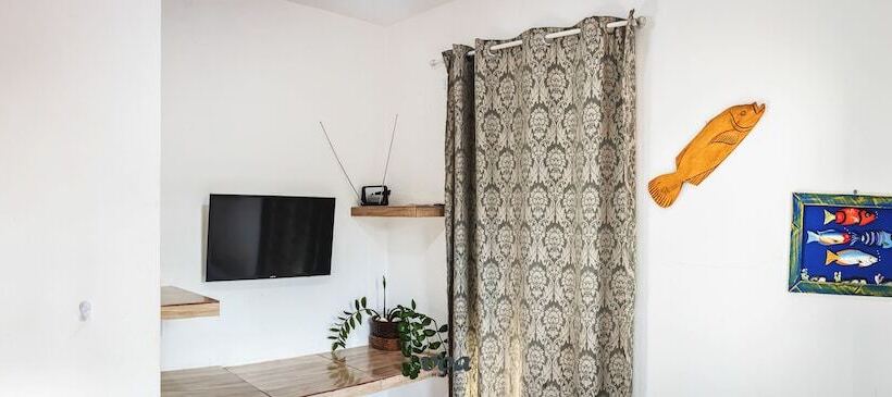 Отель Hostel Canto Da Praia São Sebastião   Próximo Ao Enrocamento Caraguatatuba