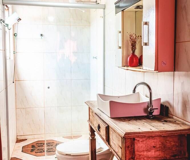 Отель Hostel Canto Da Praia São Sebastião   Próximo Ao Enrocamento Caraguatatuba