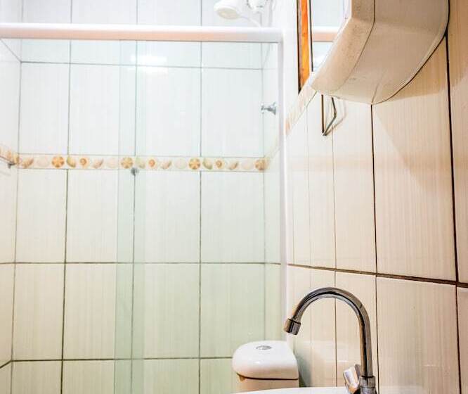 Отель Hostel Canto Da Praia São Sebastião   Próximo Ao Enrocamento Caraguatatuba