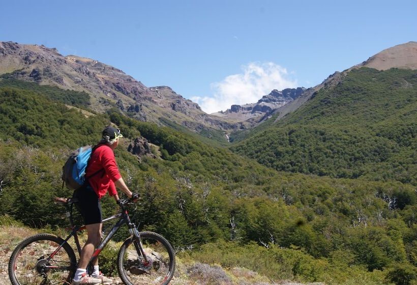 هتل Huemules Reserva De Montana