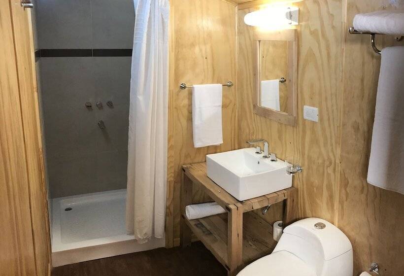 هتل Huemules Reserva De Montana