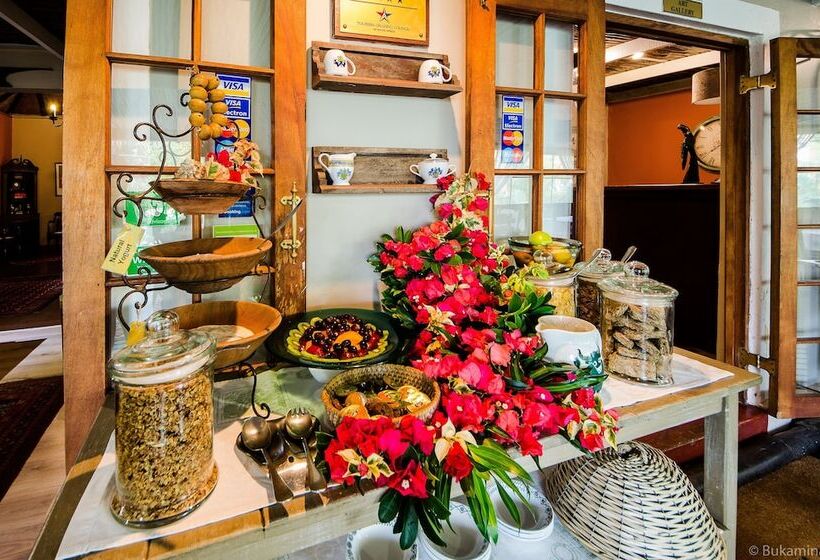 Отель Lidiko Lodge