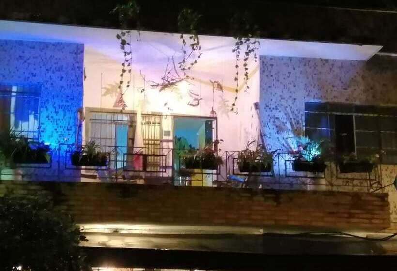 בית מלון כפרי Los Andes Hostel