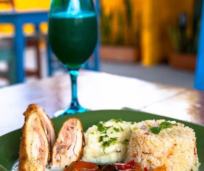 هتل Los Andes Hostel