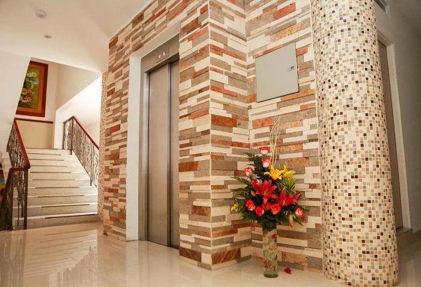 هتل Quinta Avenida