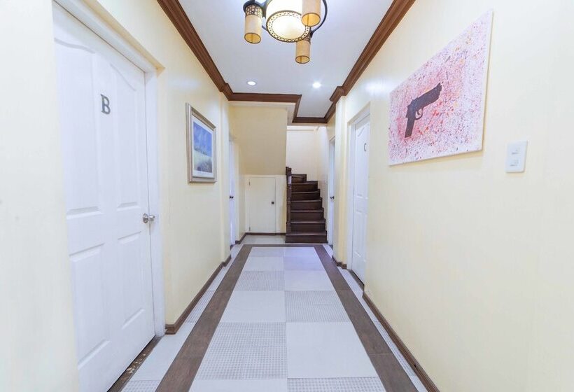 هتل Reddoorz Near Fruit Market Tagaytay