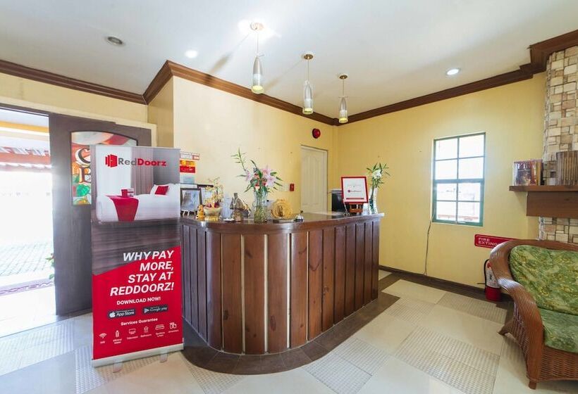 هتل Reddoorz Near Fruit Market Tagaytay