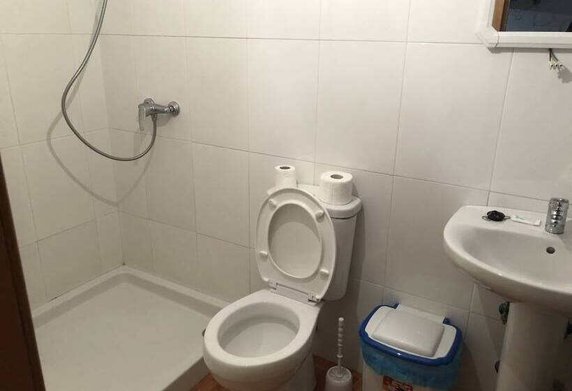 فندق Restaurante Bayona