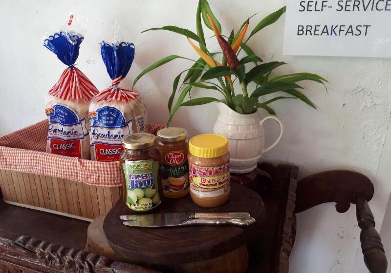 La Vida Hostel Samal Island