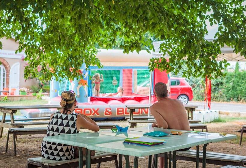 Le Domaine Du Cèdre