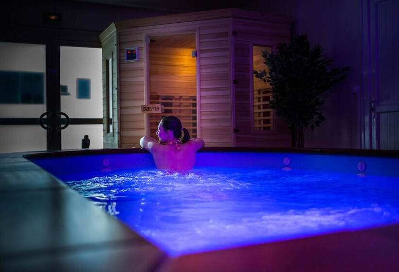 Le Domaine Du Cèdre