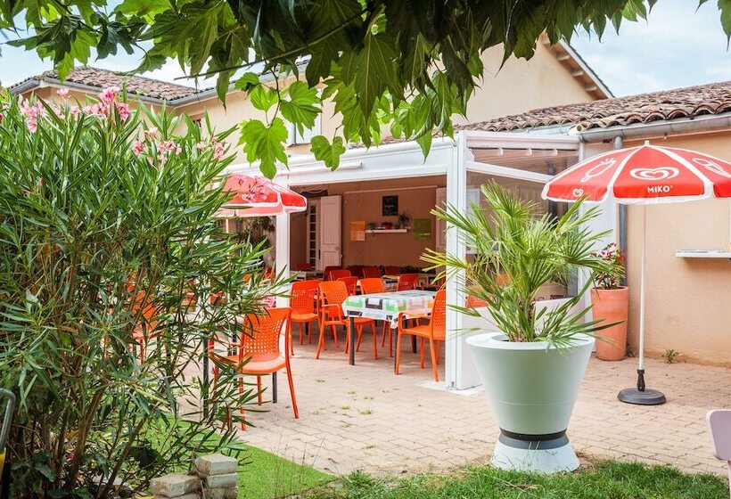 Le Domaine Du Cèdre