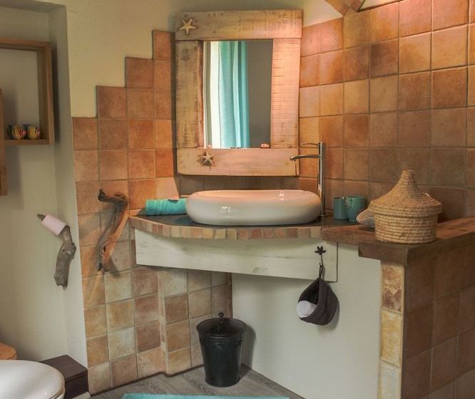 Le Manoir De Gémenos Gîte