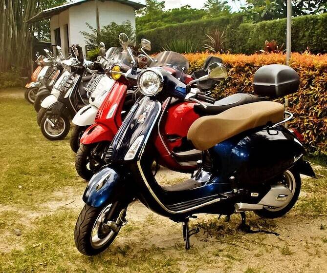 Loria Hotel Tagaytay