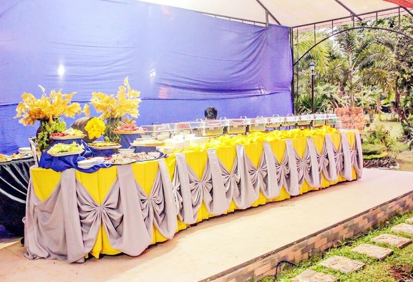 Loria Hotel Tagaytay