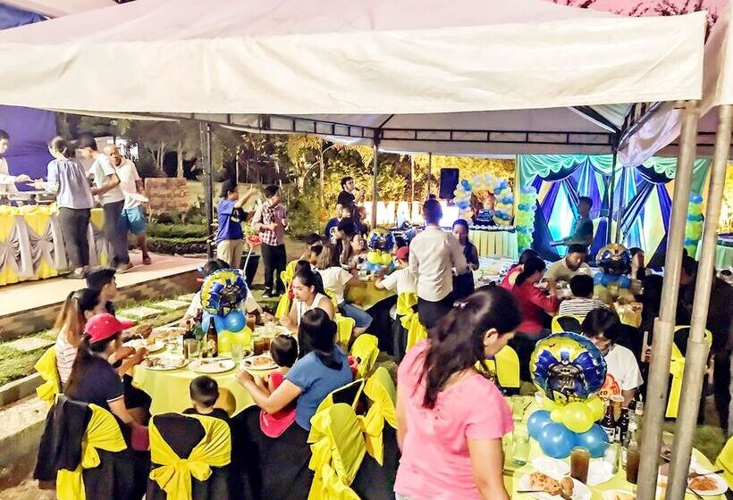 Loria Hotel Tagaytay