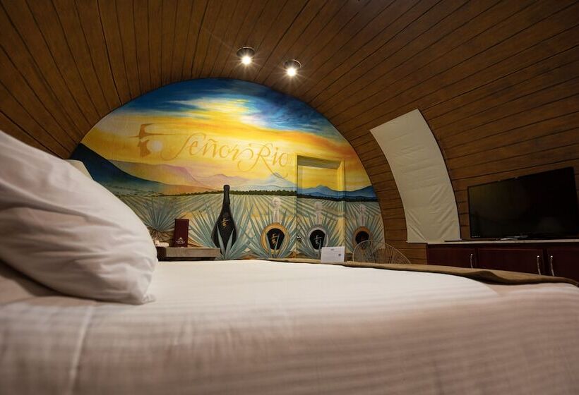 Matices Hotel De Barricas