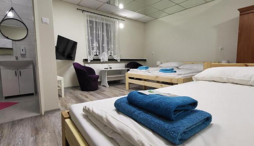 مُتل Etna   Hostel  Noclegi Rzeszów