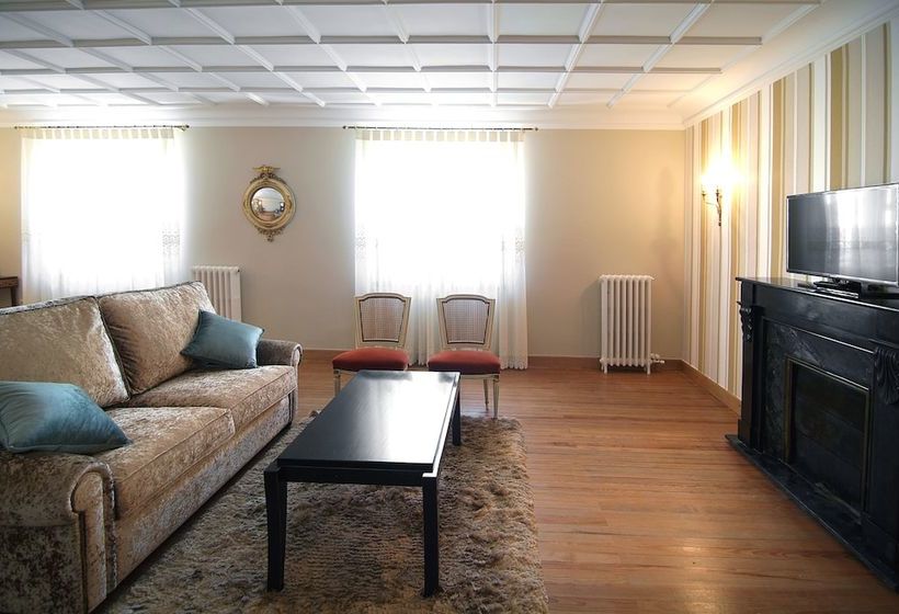 Casa Rural Palacete Magaña