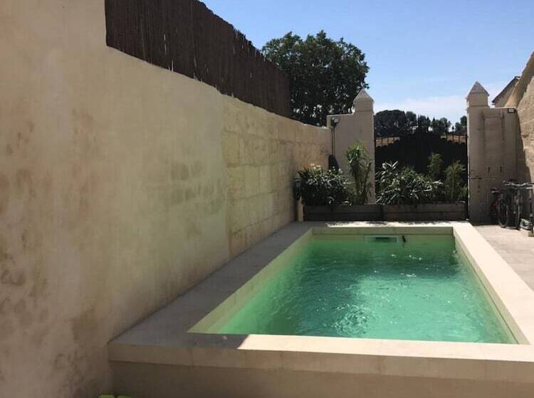 פנסיון La Maison De Cerise