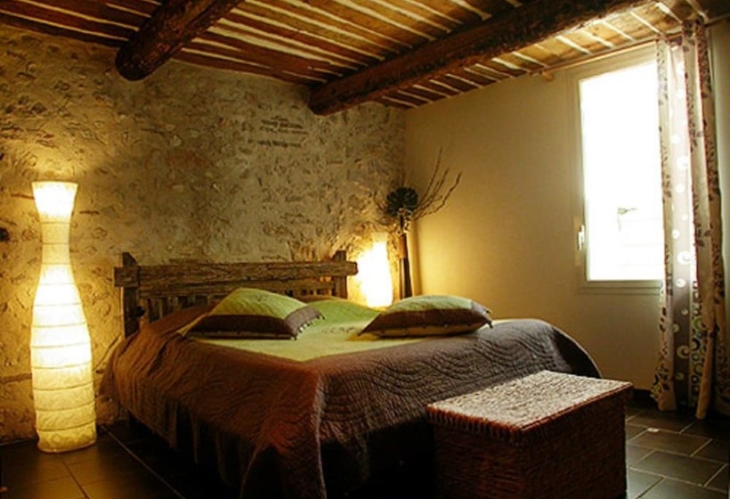 膳宿费 Le Manoir De Gémenos Chambres D Hôtes