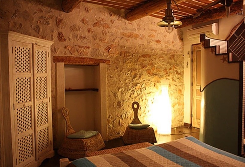 膳宿费 Le Manoir De Gémenos Chambres D Hôtes