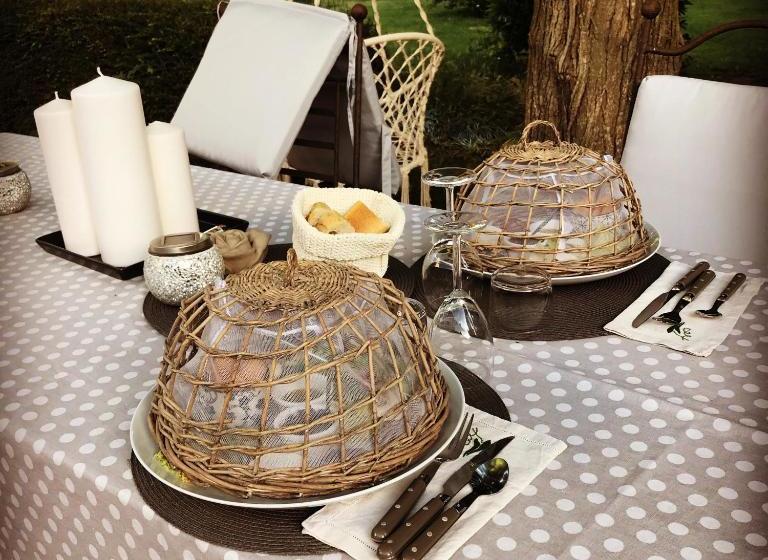 膳宿费 Mas De La Forge