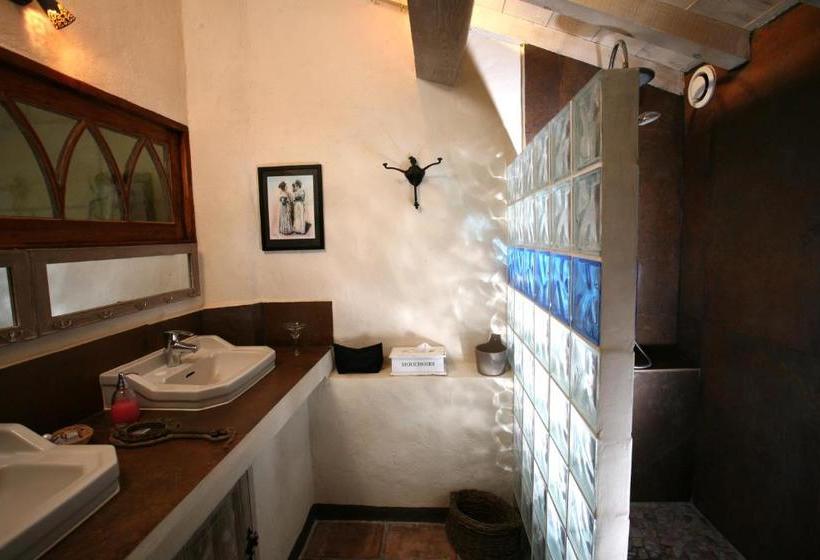 膳宿费 Mas De La Forge