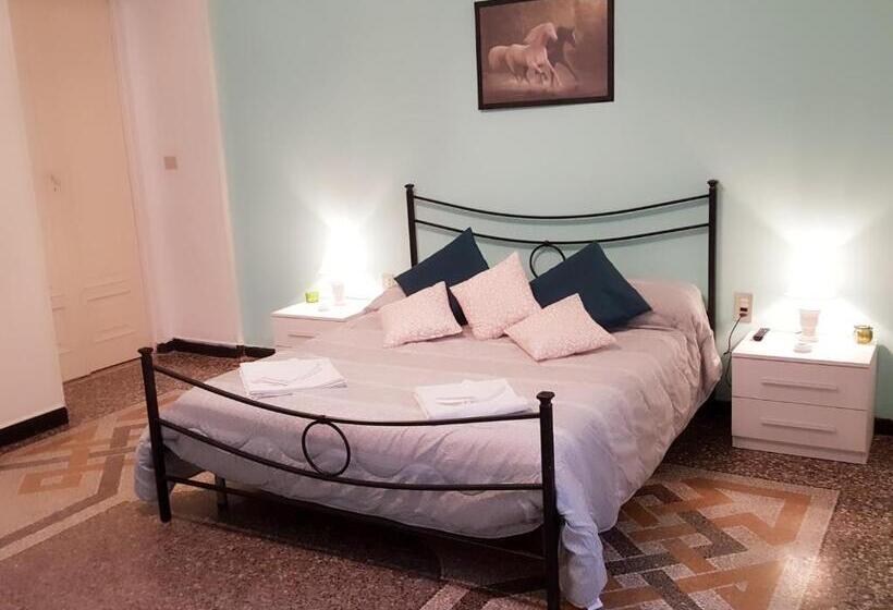 پانسیون Royal Suite