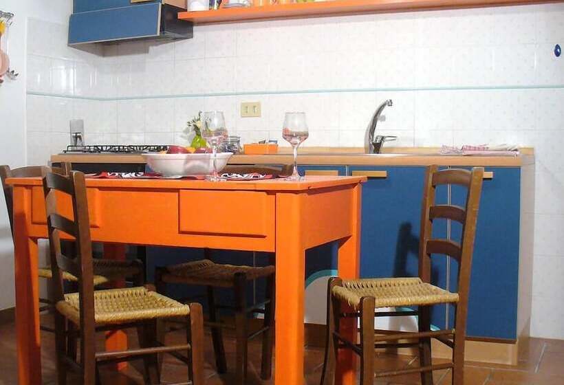 پانسیون Vico Del Poeta