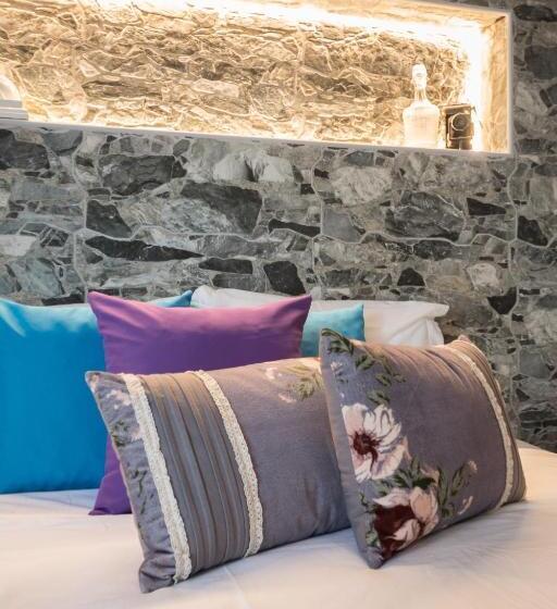 Y.palmela   Boutique Apartments