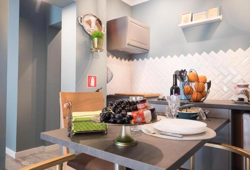 Y.palmela   Boutique Apartments